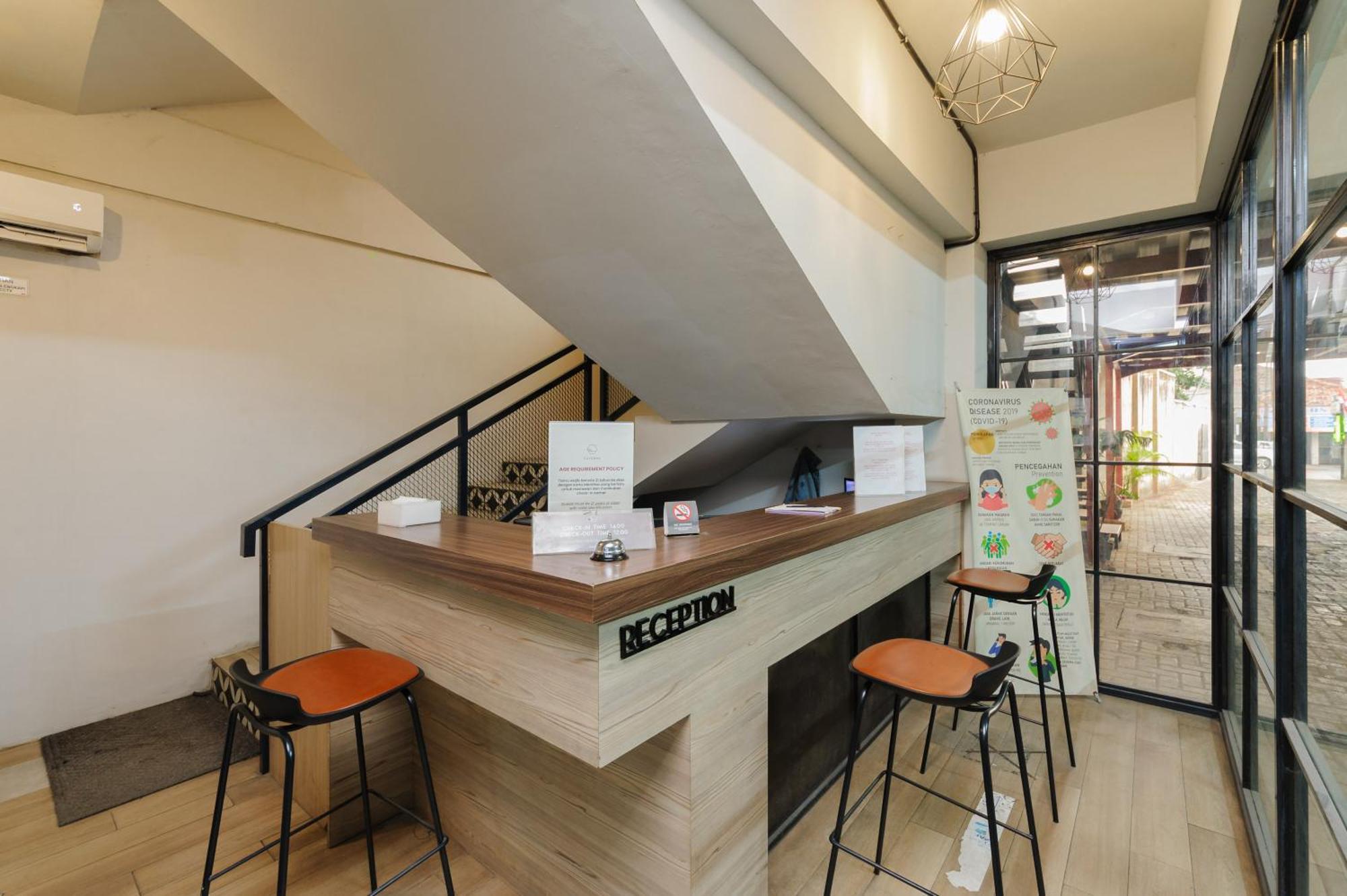Urbanview Caverna Gandaria By Reddoorz Jakarta Exterior photo