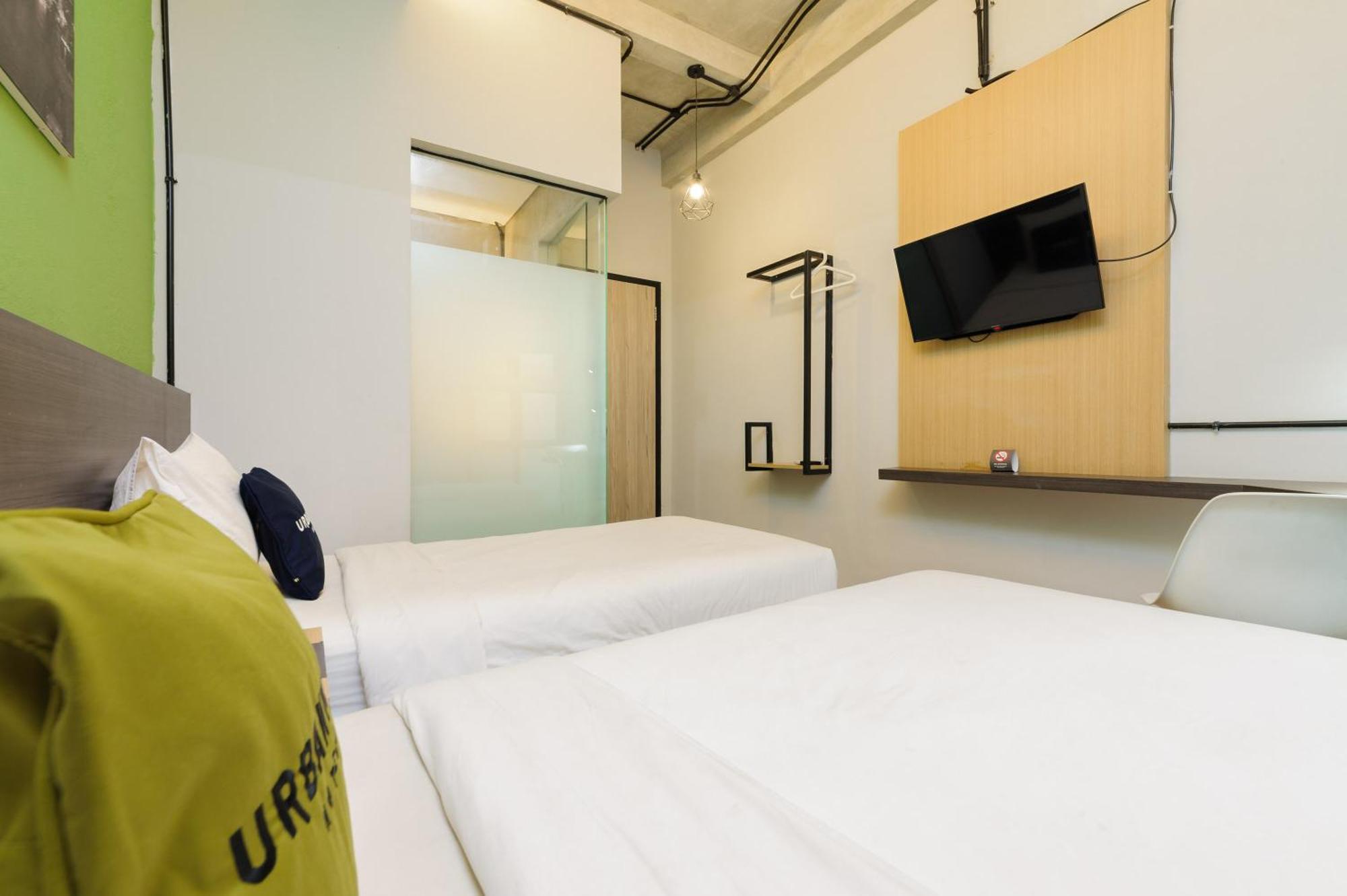 Urbanview Caverna Gandaria By Reddoorz Jakarta Exterior photo